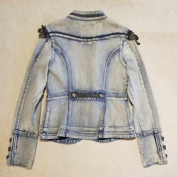 Guess, size M jean jacket - Picture 3 of 11